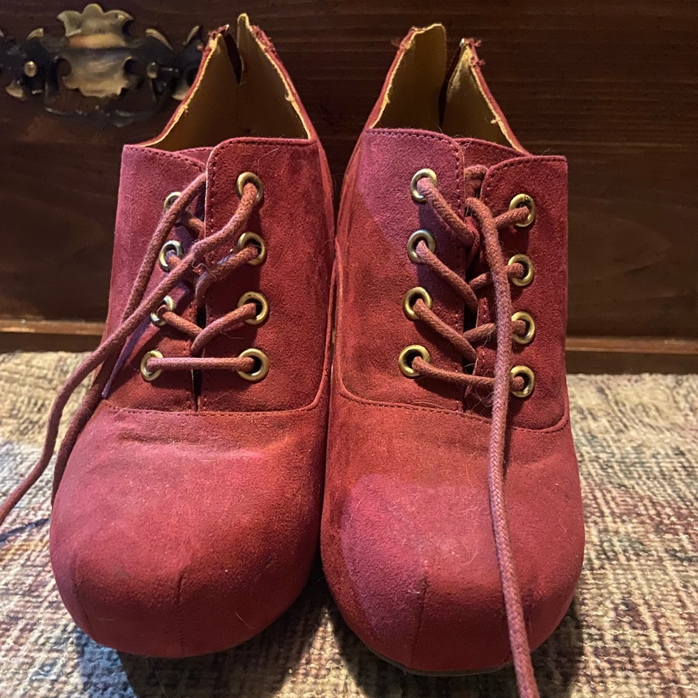 CHARLOTTE RUSSE y2k heeled booties